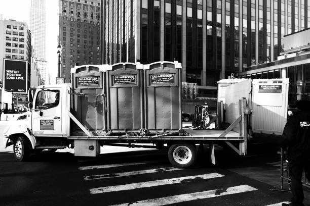 Portable Toilet Options We Offer in Malvern, OH